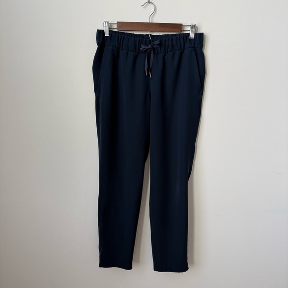 Lululemon On The Fly Pant *Woven True Navy Size 8 27” Inseam - Picture 2 of 6